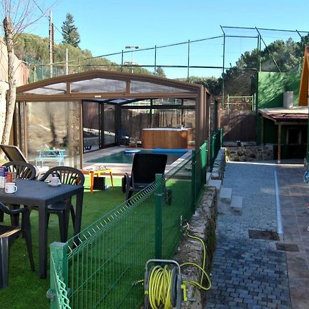 Complejo Casas Rurales Mansiones Y Villas Deluxe Collado Mediano Eksteriør bilde