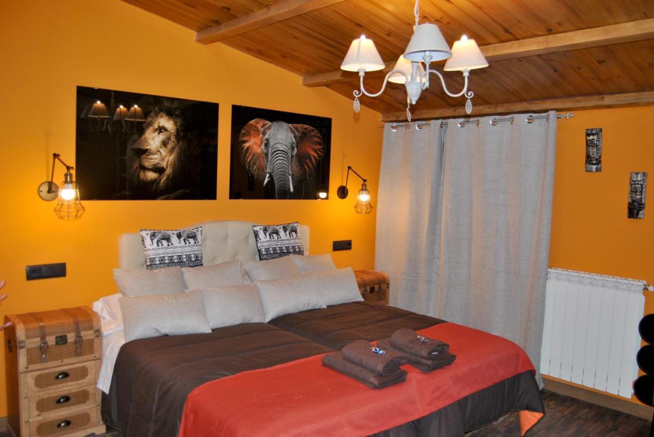 Complejo Casas Rurales Mansiones Y Villas Deluxe Collado Mediano Eksteriør bilde