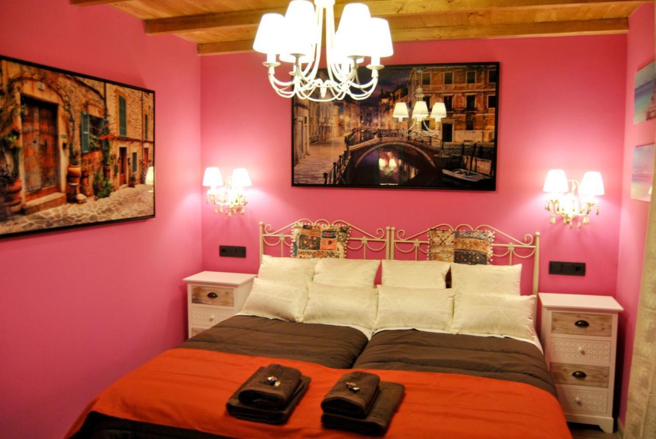 Complejo Casas Rurales Mansiones Y Villas Deluxe Collado Mediano Eksteriør bilde