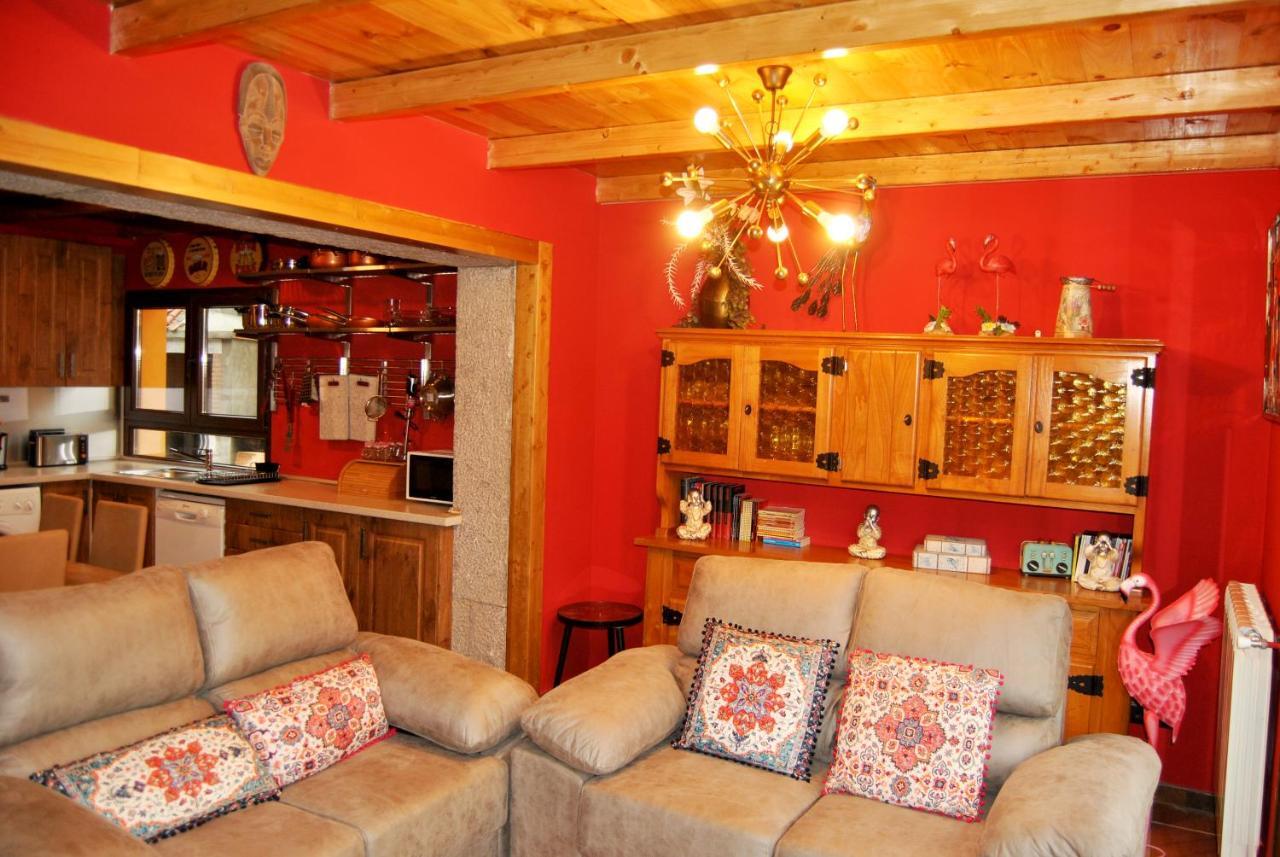 Complejo Casas Rurales Mansiones Y Villas Deluxe Collado Mediano Eksteriør bilde