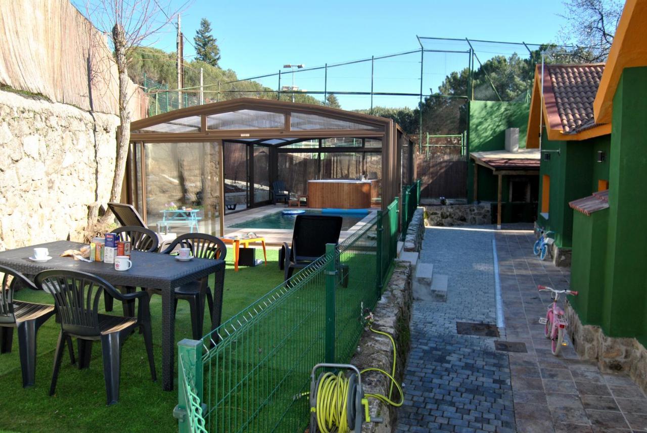 Complejo Casas Rurales Mansiones Y Villas Deluxe Collado Mediano Eksteriør bilde
